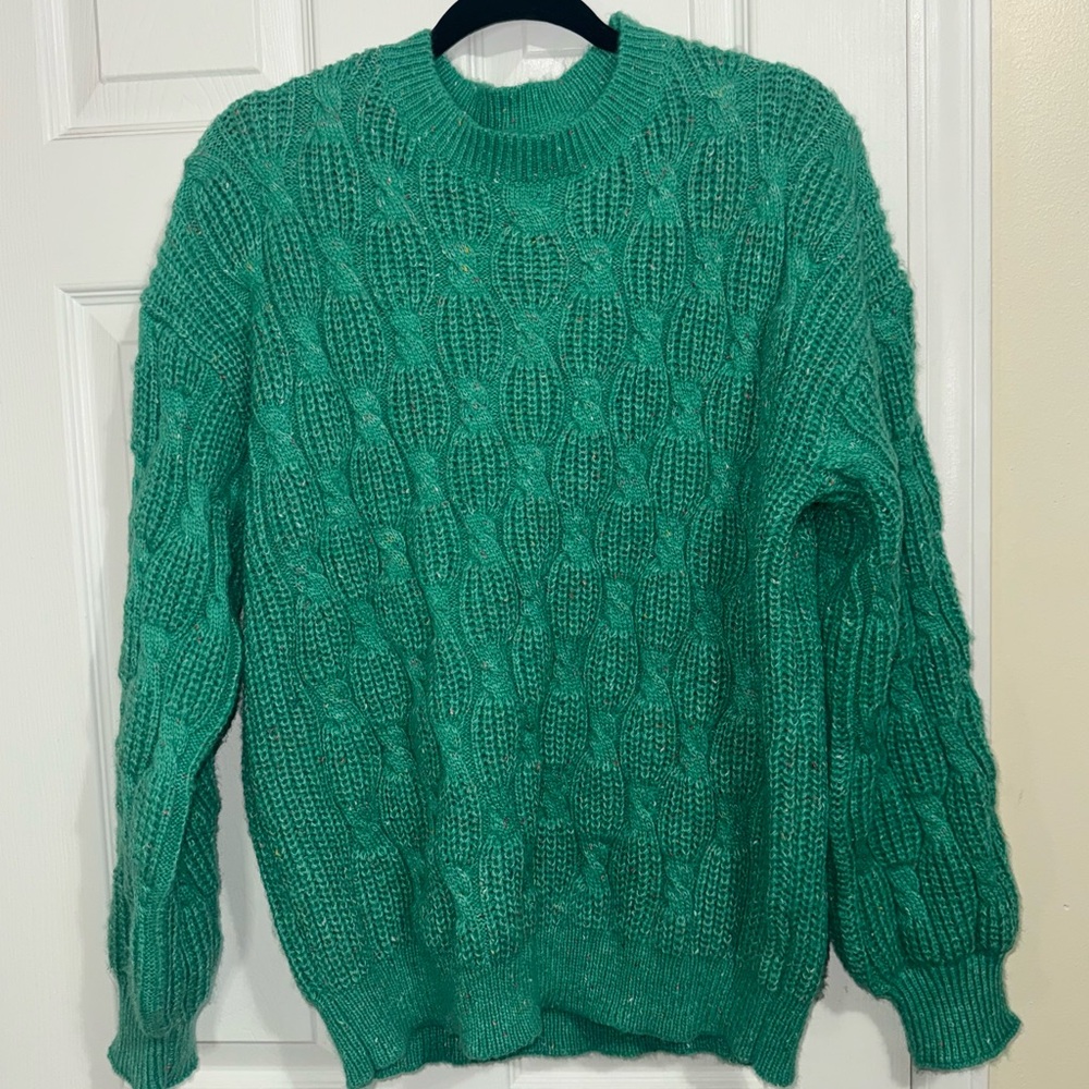 Green Cable Knit Sweater - Picture 5 of 6